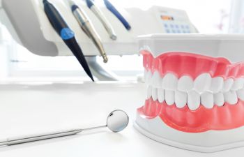 Dental implants visualization